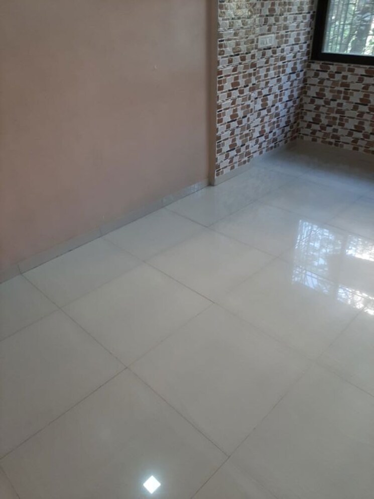 Room, suchidham-complex 1 Bedroom 450 Sq.Ft. Apartment In Goregaon East Mumbai 9853815