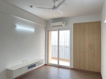 Room in 3 BHK Apartment at ATS Homekraft Pious Hideaways, Sector 150 – for Rent