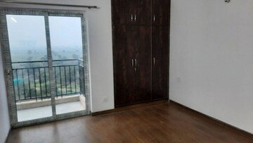 2 BHK Apartment For Rent in Gaur Yamuna City 16th Park View, Gaur Yamuna City