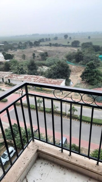 Balcony in 2 BHK Apartment at Gaur Yamuna City 16th Park View, Gaur Yamuna City – for Rent