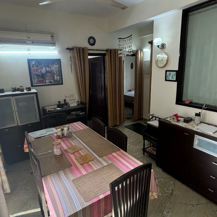 Bedroom, mahagun-maestro 3 Bedroom 1750 Sq.Ft. Apartment In Sector 75 Noida 9855216