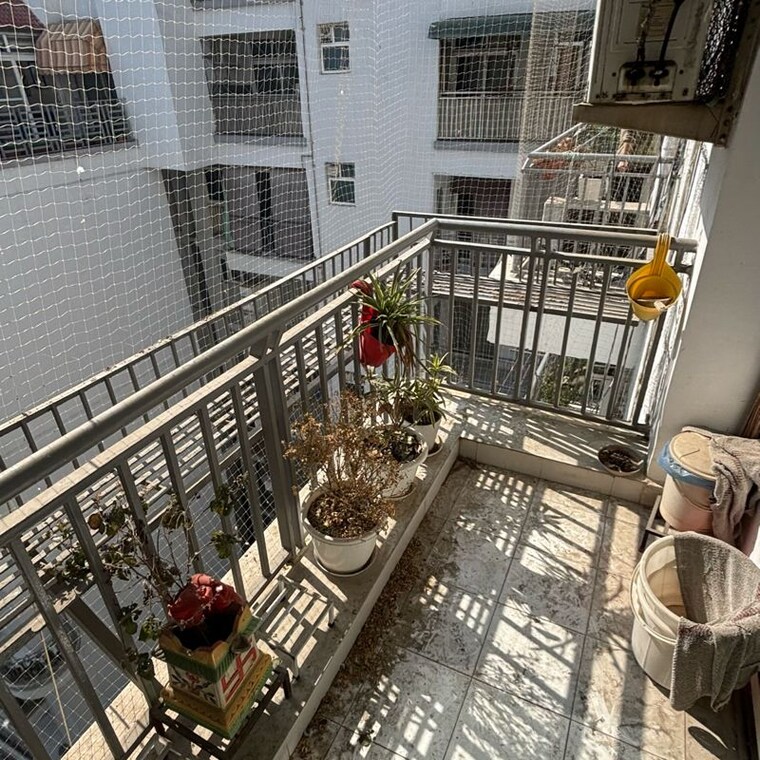 Balcony, mahagun-maestro 3 Bedroom 1750 Sq.Ft. Apartment In Sector 75 Noida 9855216