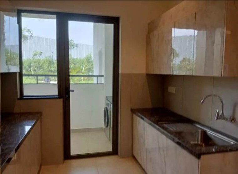 Kitchen, greater kailash ii 3 Bedroom 2400 Sq.Ft. Builder Floor In Greater Kailash ii Delhi 9603334