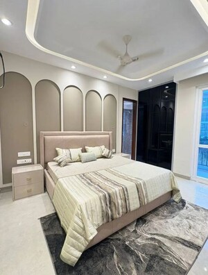 Master Bedroom in 3 BHK Builder Floor at Greater Kailash ii – for Rent