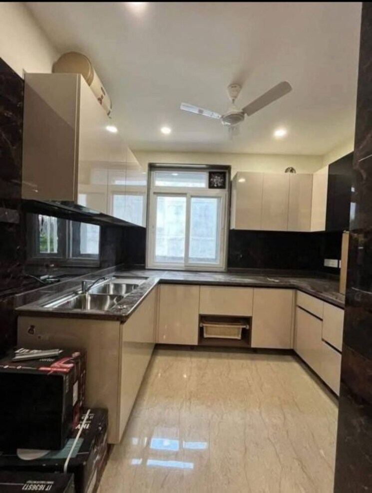 Kitchen, greater kailash ii 3 Bedroom 3500 Sq.Ft. Builder Floor In Greater Kailash ii Delhi 9603329