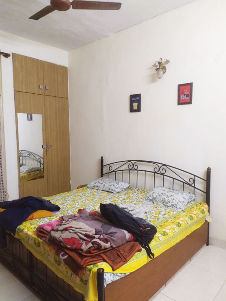 Master Bedroom, kalkaji 3 Bedroom 1500 Sq.Ft. Builder Floor In Kalkaji Delhi 9855227