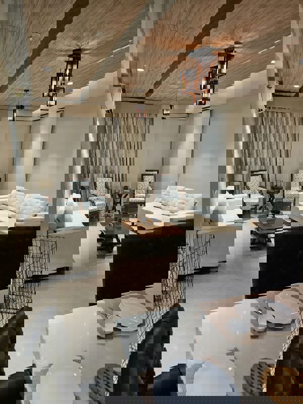 4 BHK + Pooja Room,Servant Room Builder Floor For Rent in Greater Kailash I