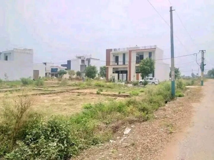 undefined, modipuram  122 Sq.Yd. Plot In Modipuram Meerut 9855238