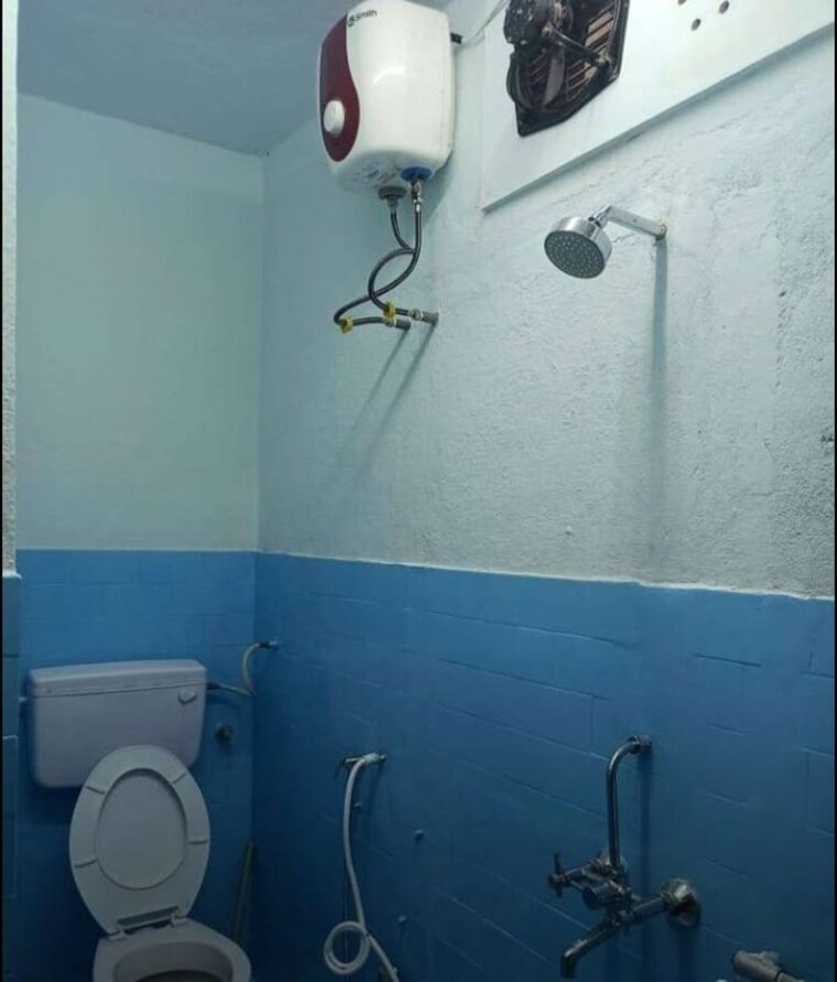 Bathroom, tarnaka 1 Bedroom 550 Sq.Ft. Apartment In Tarnaka Hyderabad 9486081