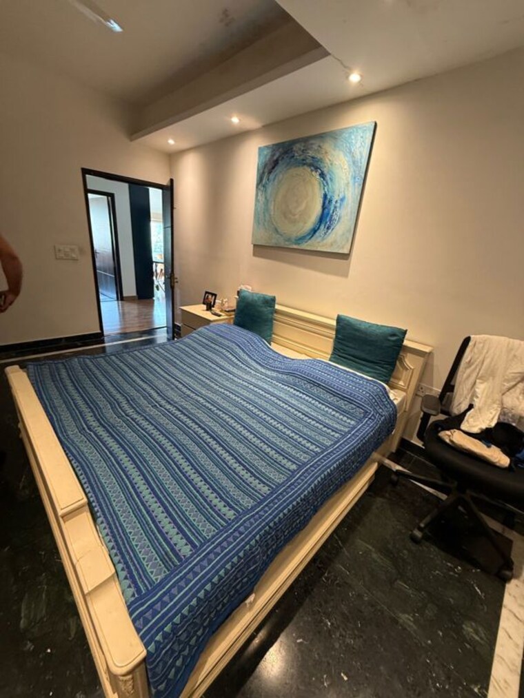 Bedroom, vasant kunj 5 Bedroom 3000 Sq.Ft. Apartment In Vasant Kunj Delhi 9855248