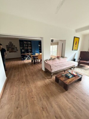 Bedroom in 5 BHK Apartment at Vasant Kunj – for Sale