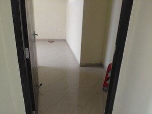Bathroom in 2 BHK Apartment at Omaxe City – for Rent