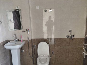 Bathroom in 2 BHK Apartment at Omaxe City – for Rent