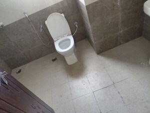 Bathroom in 2 BHK Apartment at Omaxe City – for Rent