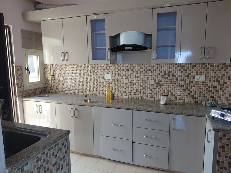 Kitchen, awho-8b 3 Bedroom 1500 Sq.Ft. Apartment In Vrindavan Yojna Lucknow 9855287