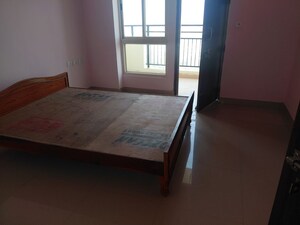 Room in 3 BHK Apartment at AWHO 8B, Vrindavan Yojna – for Rent