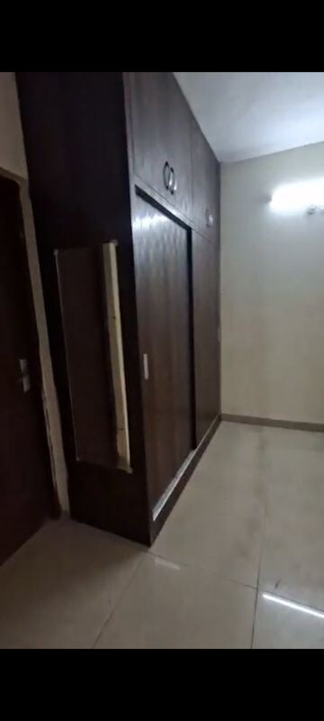 Building Lobby in 2 BHK Builder Floor at Wave Prime Floors, Wave City – for Rent