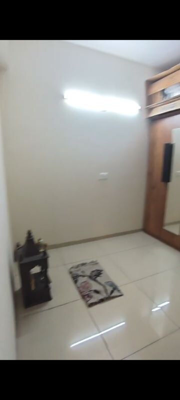 Room in 2 BHK Apartment at Wave Dream Homes, Wave City – for Rent