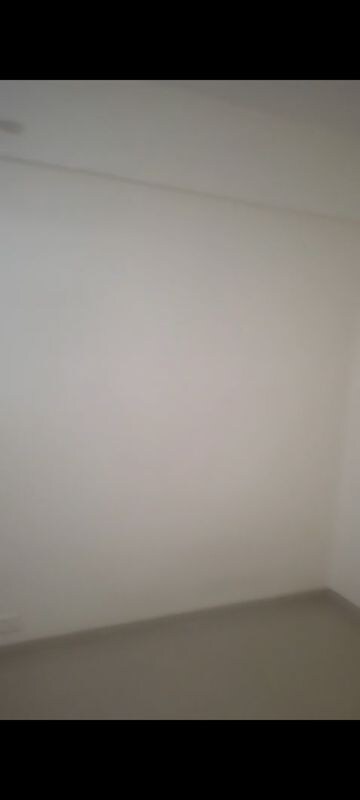 Room in 2 BHK Apartment at Wave Dream Homes, Wave City – for Rent