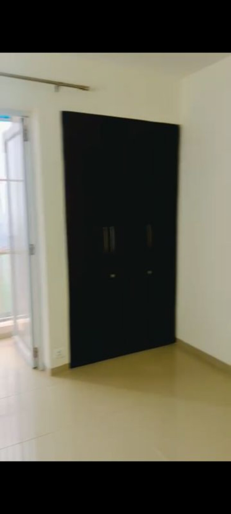 Room, wave-dream-homes 1 Bedroom 580 Sq.Ft. Apartment In Wave City Ghaziabad 9855320