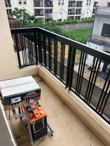 Balcony in 3 BHK Apartment at Pir Machalla – for Rent