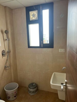 Bathroom in 3 BHK Apartment at Pir Machalla – for Rent