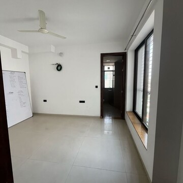 Room in 4 BHK Apartment at Pride Purple Park Titanium, Jagtap Dairy – for Sale