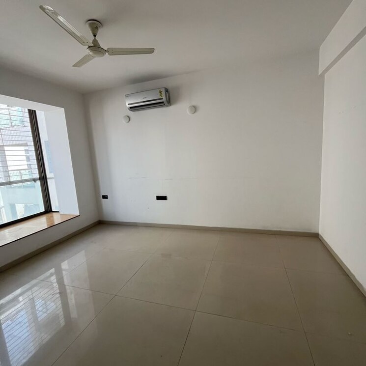 Room, pride-purple-park-titanium 4 Bedroom 2201 Sq.Ft. Apartment In Jagtap Dairy Pune 9855335