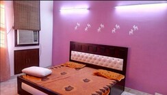 3 BHK + Pooja Room Builder Floor For Rent in Unitech South City II
