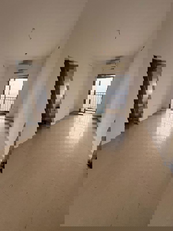 2.5 BHK + Pooja Room,Servant Room Apartment For Sale in Lodha Casa Rio Gold