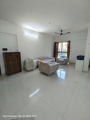 Living Room in 4 BHK Apartment at Shapoorji Pallonji Siennaa, Kandivali East – for Rent