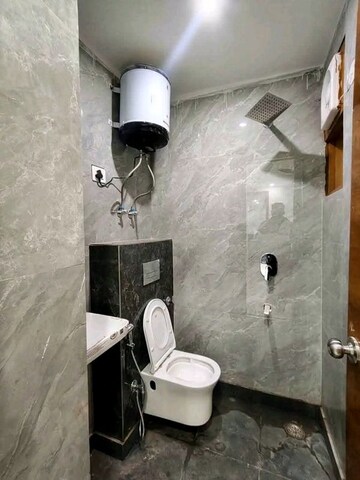 Bathroom in 1 BHK Apartment at Chattarpur – for Rent