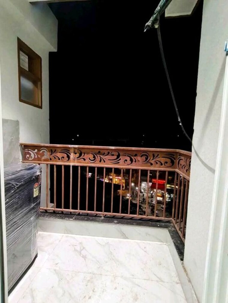 Balcony, chattarpur 1 Bedroom 500 Sq.Ft. Apartment In Chattarpur Delhi 9855349