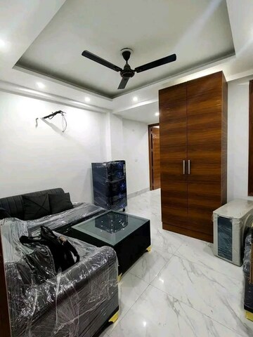 Master Bedroom in 1 BHK Apartment at Chattarpur – for Rent