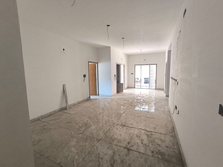 Room, yelahanka 3 Bedroom 1500 Sq.Ft. Apartment In Yelahanka Bangalore 9855350