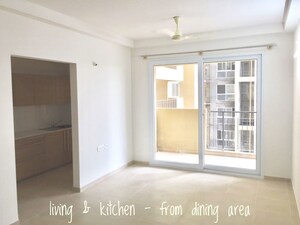 Room in 2.5 BHK Apartment at Bhartiya City, Thanisandra Main Road – for Rent