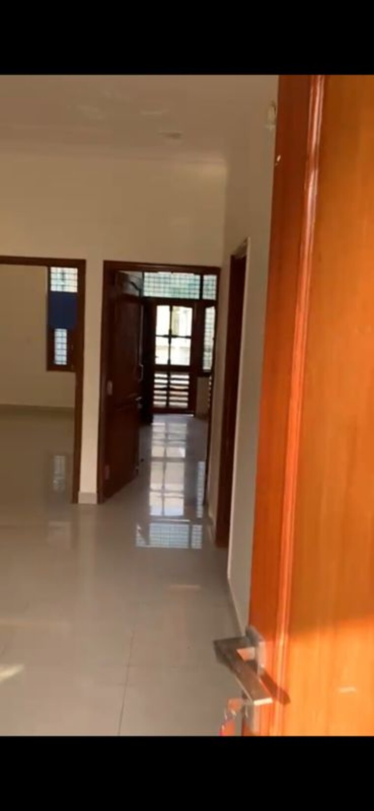 Room, sector 21d 2 Bedroom 1600 Sq.Ft. Builder Floor In Sector 21d Faridabad 9855386