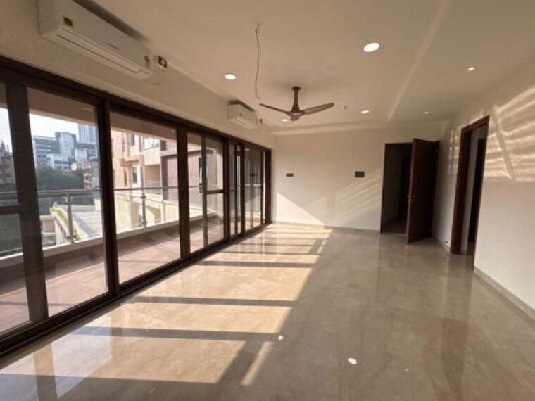  Parking, surbhi-chs-andheri-west 3 Bedroom 1500 Sq.Ft. Apartment In Andheri West Mumbai 9855393