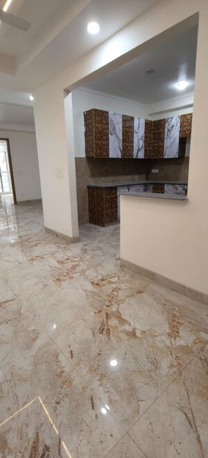 Kitchen in 4 BHK Builder Floor at Chattarpur – for Rent