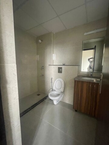 Bathroom in 4 BHK Villa at BPTP Amstoria, Sector 102 – for Rent