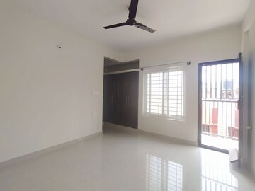 Room in 2 BHK Apartment at Jagadish Nagar – for Rent