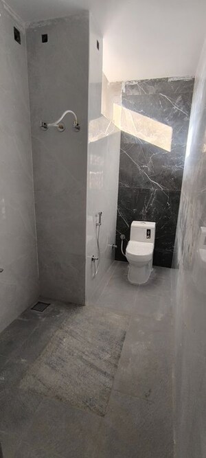 Bathroom in 1 BHK Builder Floor at Indiranagar – for Rent