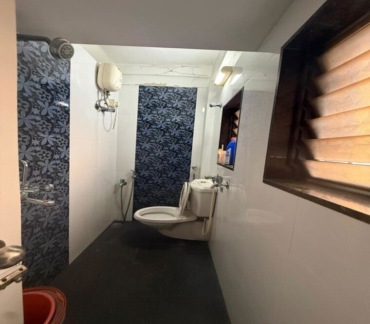 Bathroom, lalbaug 1 Bedroom 650 Sq.Ft. Apartment In Lalbaug Mumbai 9855437