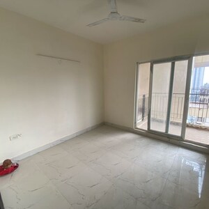 2 BHK Apartment For Rent in Pivotal Paradise, Sector 62