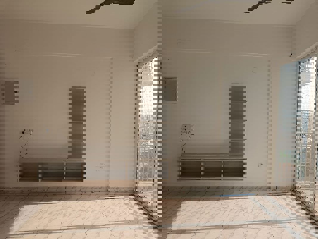 3 BHK Apartment For Sale in Urbtech Hilston