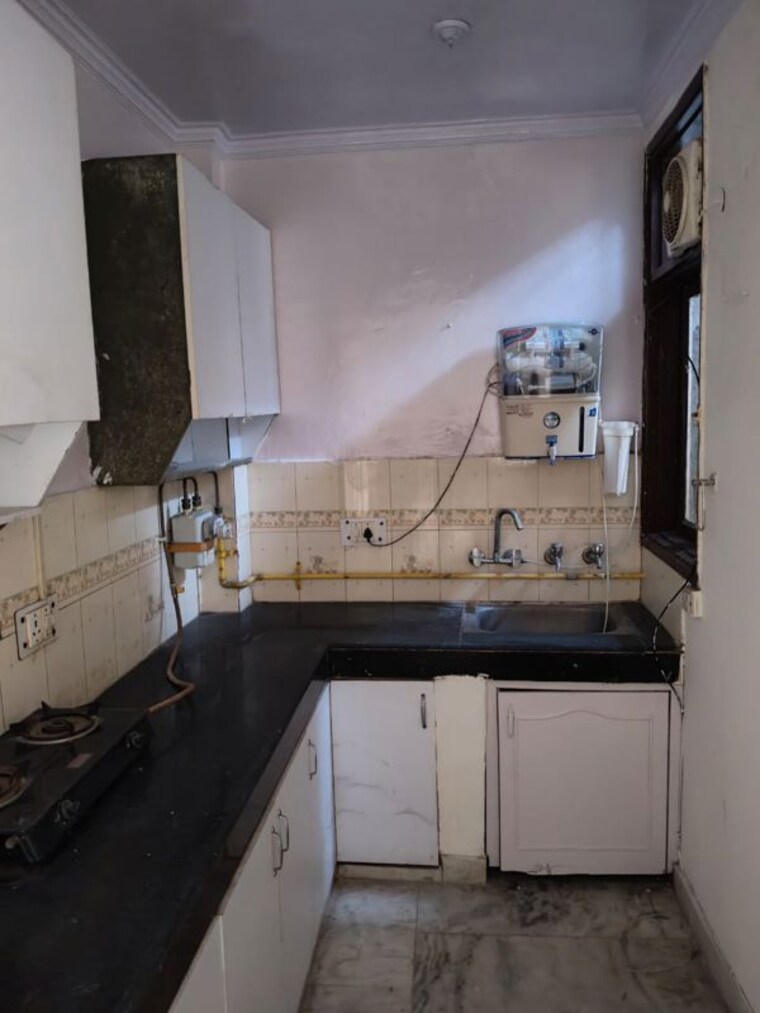 Kitchen, malviya nagar 1 Bedroom 540 Sq.Ft. Builder Floor In Malviya Nagar Delhi 9818334