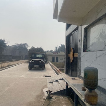  Plot – Exterior View View at Shahdara - for Sale