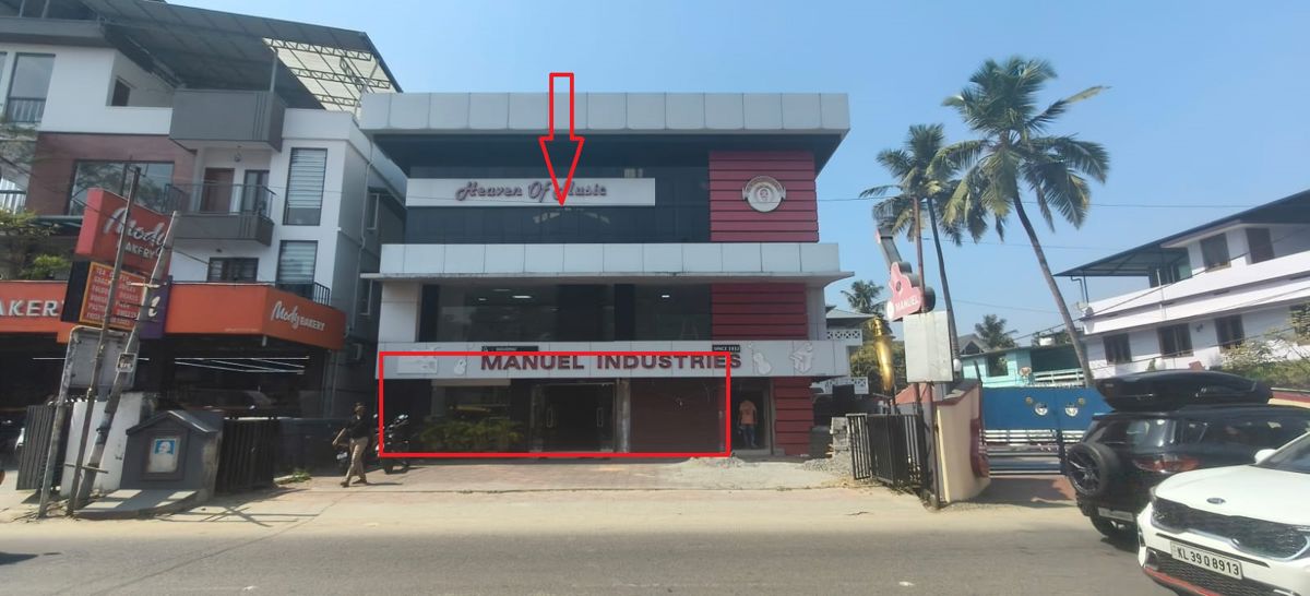 Showroom For Rent in Kaloor