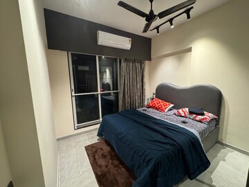 Bedroom in 3 BHK Apartment at Sanghvi Infenia, Santacruz East – for Rent
