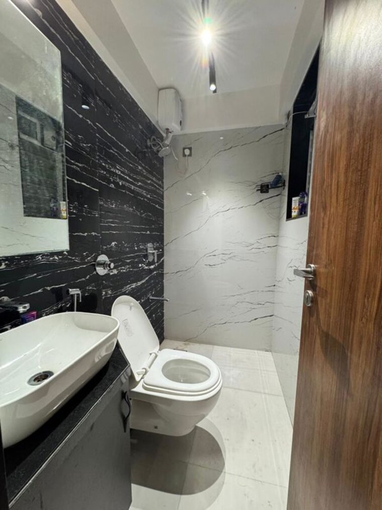 Bathroom, sanghvi-infenia 3 Bedroom 771 Sq.Ft. Apartment In Santacruz East Mumbai 9855503